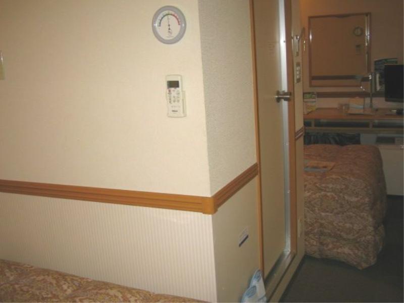 Toyoko Inn Shin-Osaka Chuo-Guchi Shinkan Exterior foto